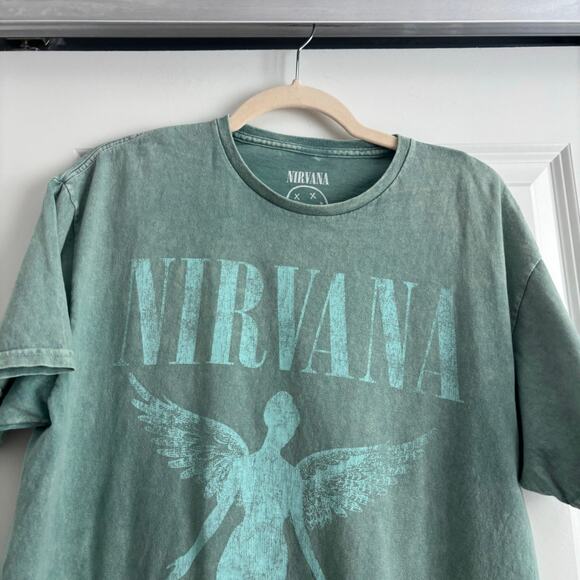 Nirvana "In Utero" Album Cover Graphic T-shirt Acid Wash Grunge Rock Sz M/L - Picture 8 of 8